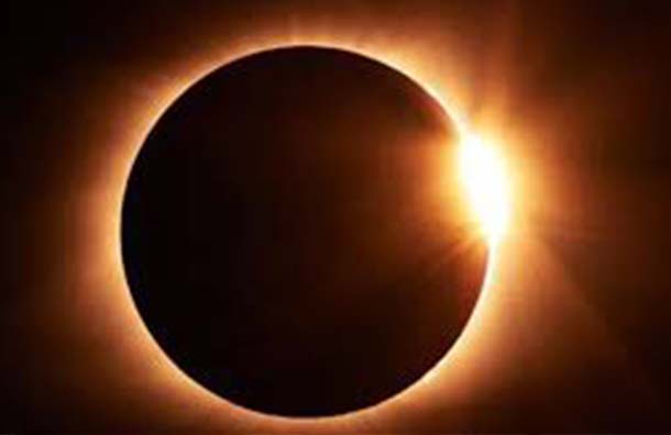 Eclipse solar en Pakistán